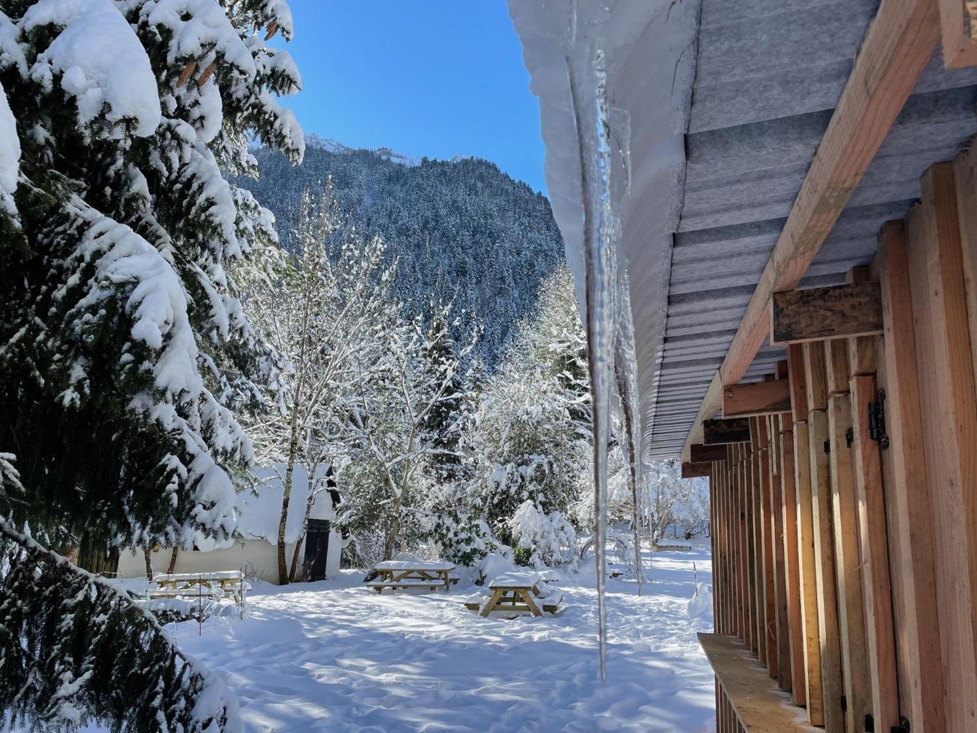 Hotel O Chiroulet Bagnères-de-Bigorre Kültér fotó